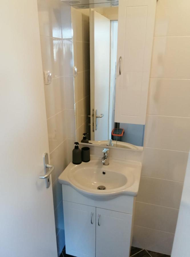 Apartmani Skalinada Marina Exteriör bild
