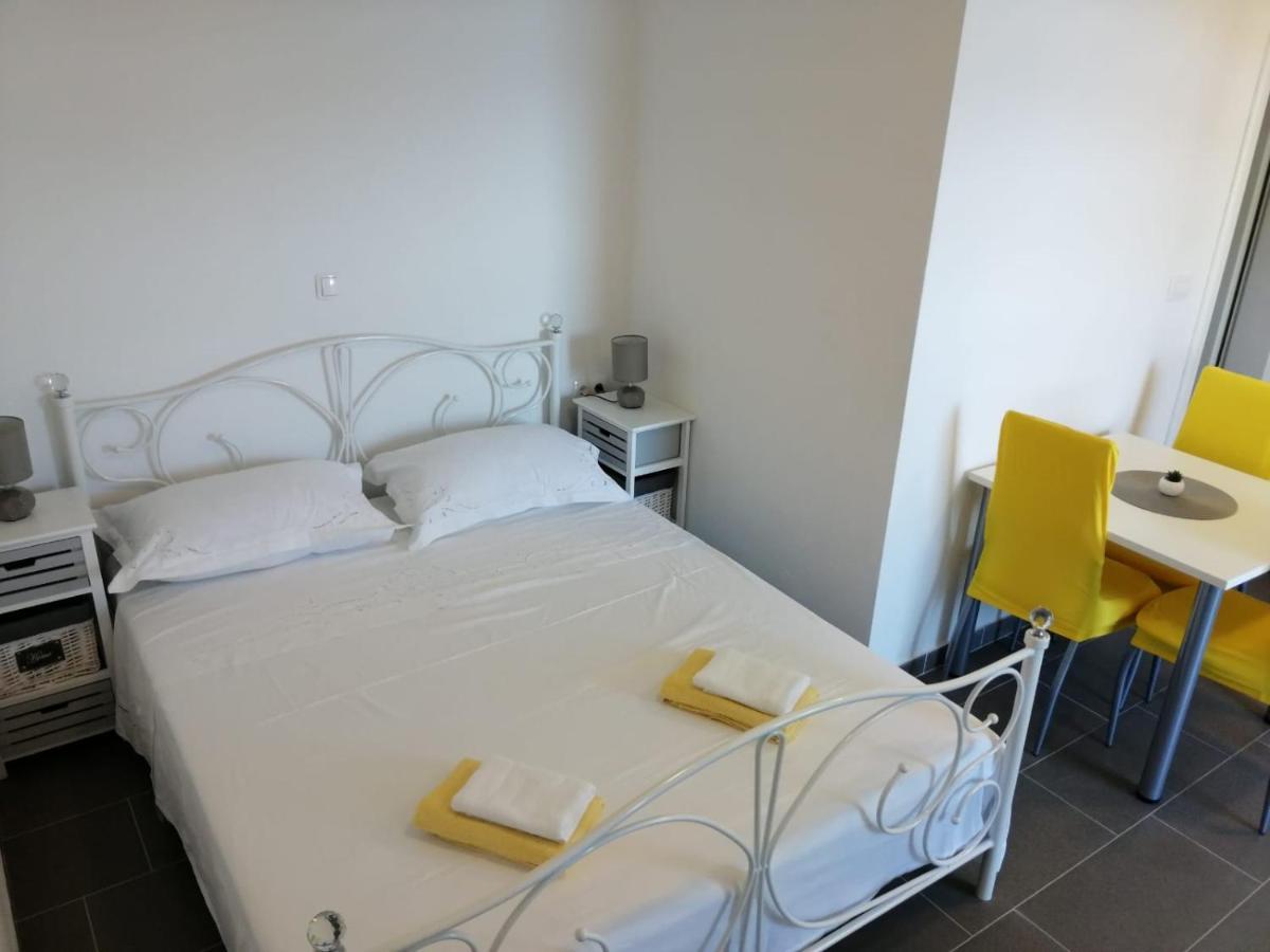 Apartmani Skalinada Marina Exteriör bild