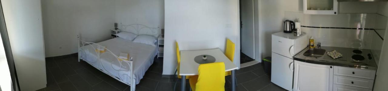 Apartmani Skalinada Marina Exteriör bild