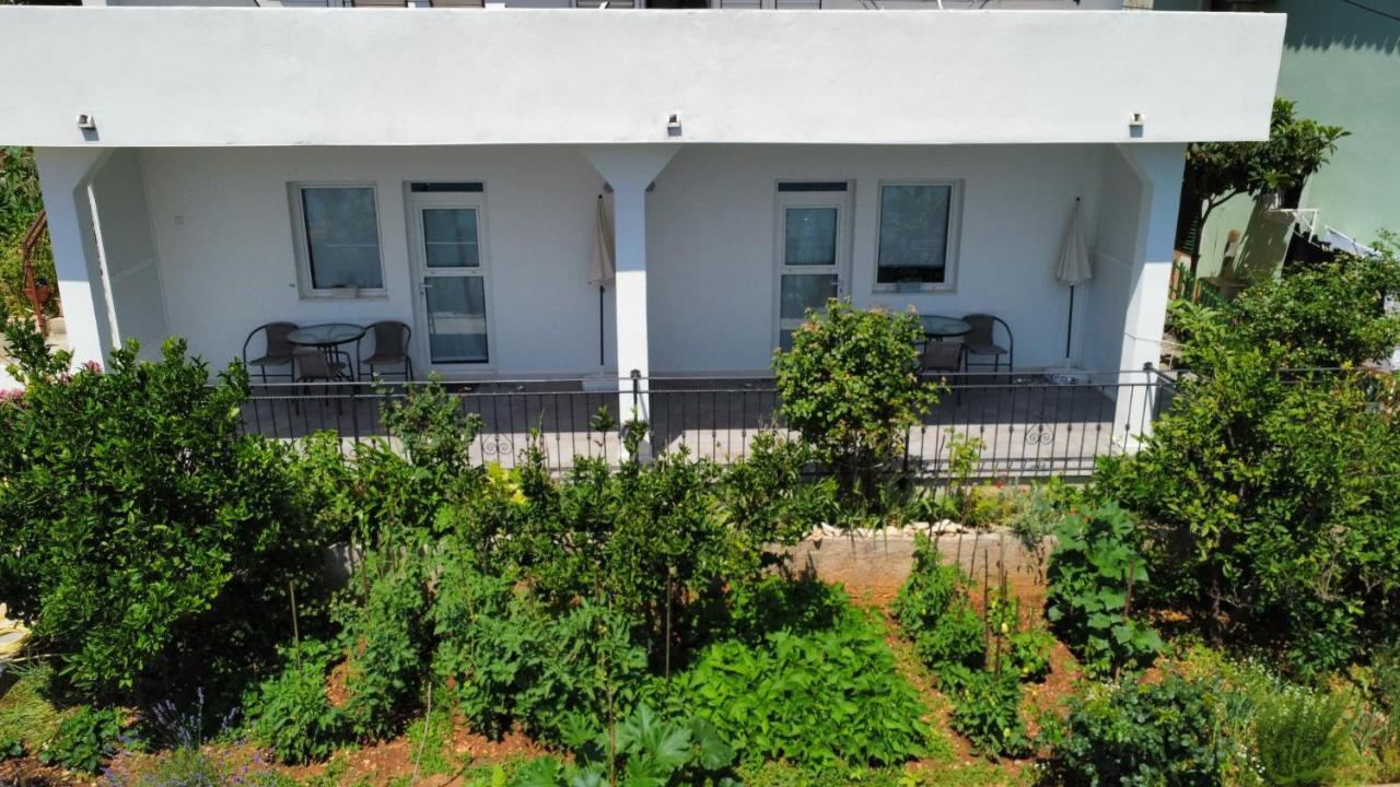 Apartmani Skalinada Marina Exteriör bild